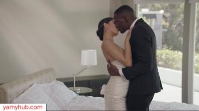 Blacked.com Sophia Leone Hardcore scopata dal fidanzato con un cazzo nero