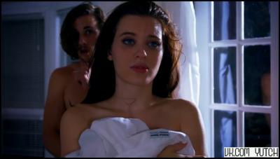 Il fratellastro scopa la sorellastra Lana Rhoades a casa