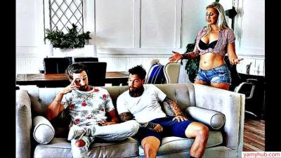 Ryan Conner è ora sotto controllo dal figliastro e dal suo migliore amico che fa sesso a tre